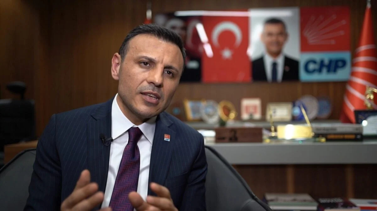 CHP'nin İstanbul İl Kongresi iptal edildi: Özgür Çelik ve yönetimi görevden alındı